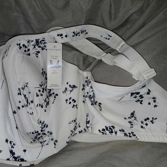 2 Bra Bundle - Picture 6 of 6